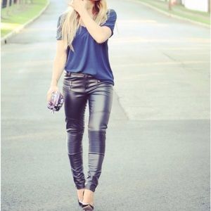 Kittenish Faux Leather Pants || XS